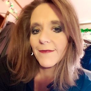 Meet your Posher, Shellie